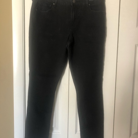 Old Navy Black jeans - Picture 2 of 4